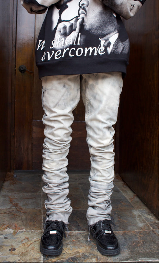 1 / 1 - Bleach Stacked Denim